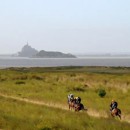 Le Domaine De Belleville Alojamento de Acomodação e Pequeno-almoço 3*