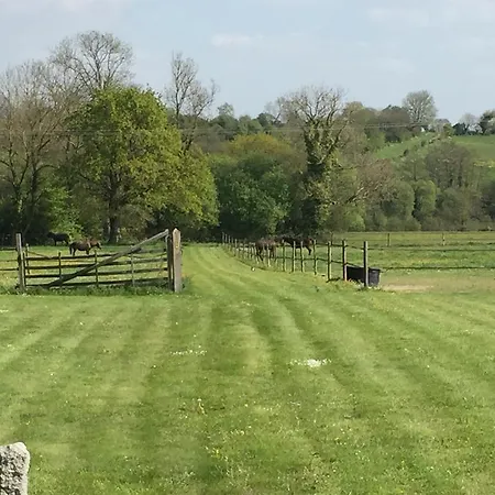 Le Domaine De Belleville Dragey