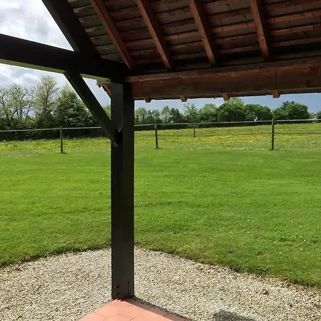 Le Domaine De Belleville Dragey