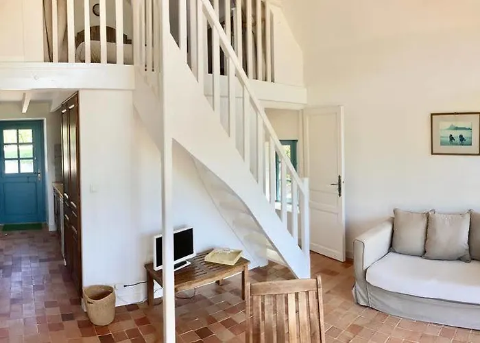 르 도멘 드 벨빌 3*